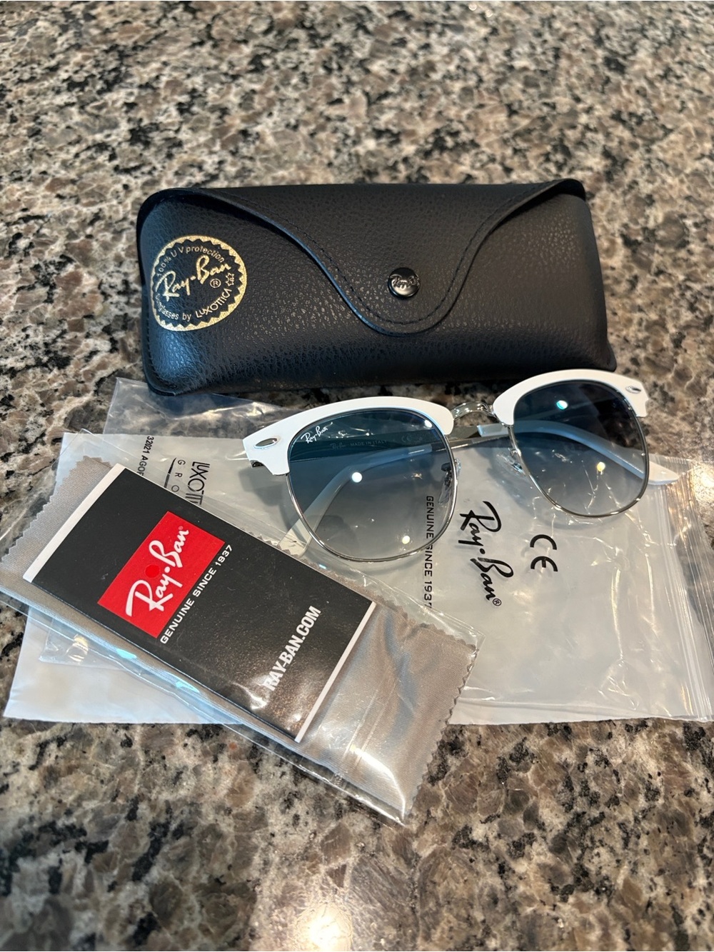 Ray-Ban Clubmaster
Frame Sunglasses with Blue Gradient Lenses NWT